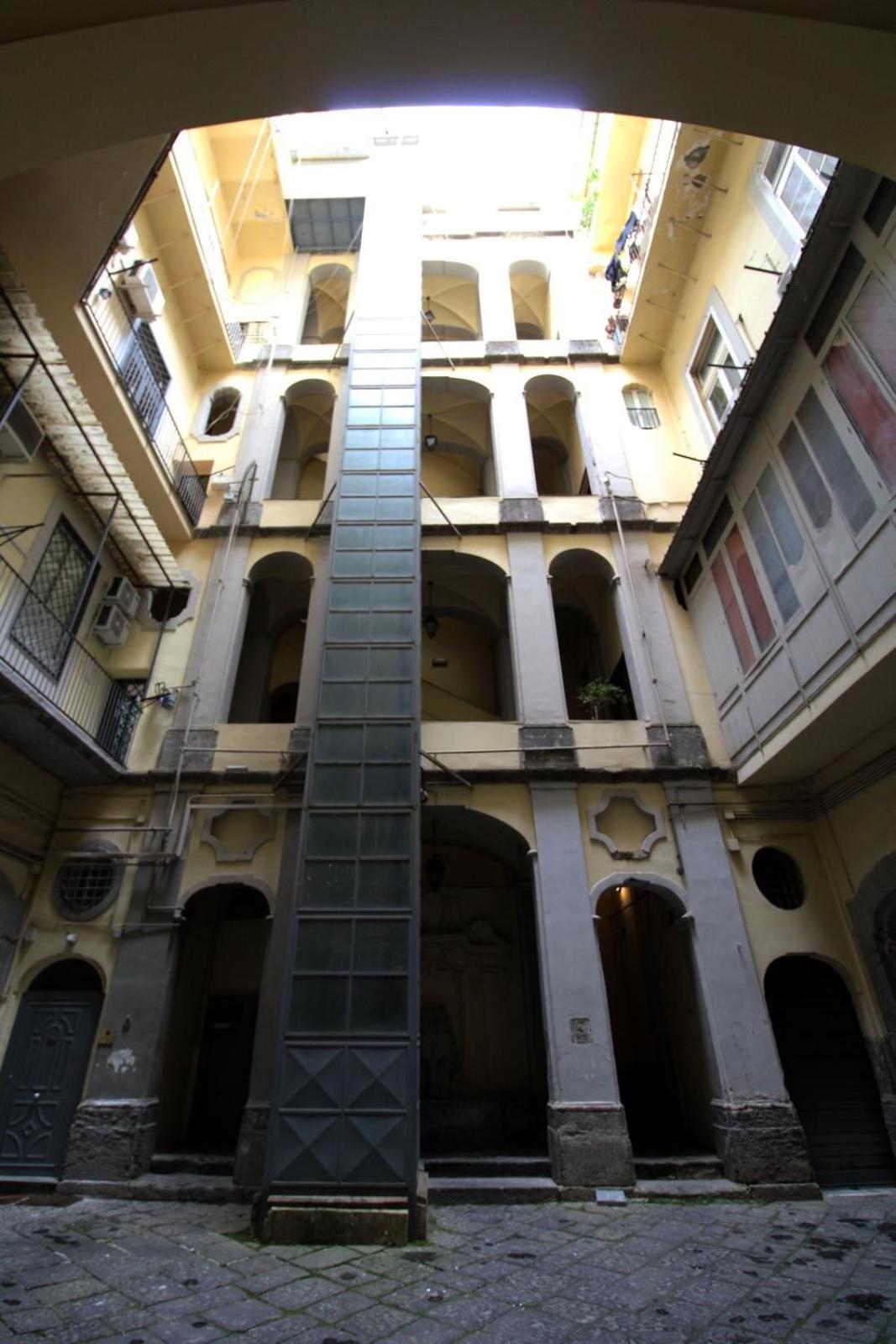 Lizzy'S House Daire Napoli Dış mekan fotoğraf