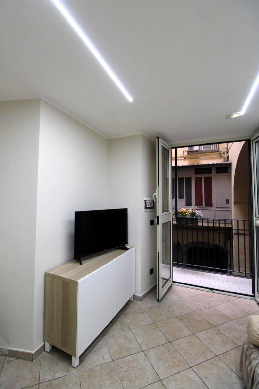 Lizzy'S House Daire Napoli Dış mekan fotoğraf